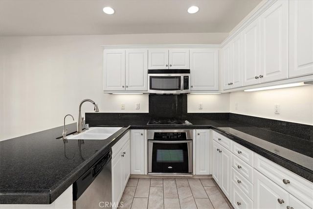 1800 Oak Street 319, Torrance, CA 90501