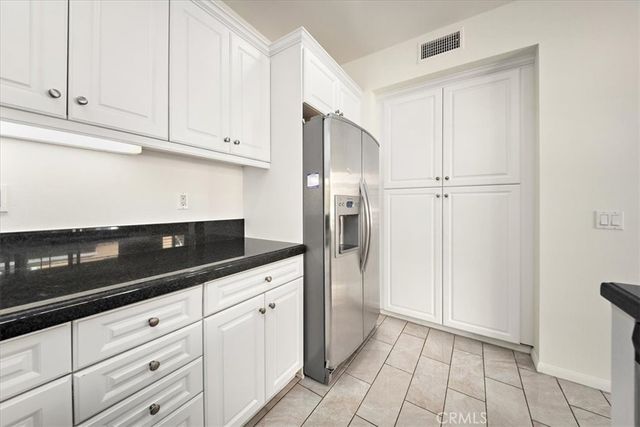 1800 Oak Street 319, Torrance, CA 90501