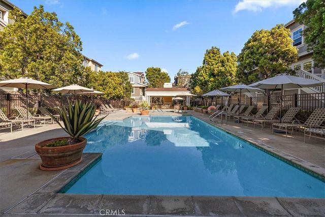 1800 Oak Street 319, Torrance, CA 90501
