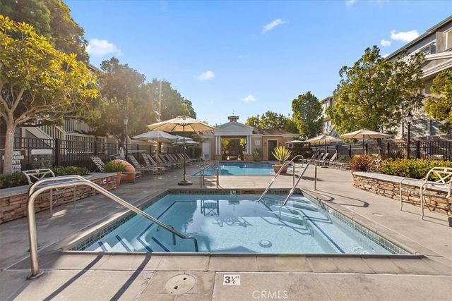 1800 Oak Street 319, Torrance, CA 90501