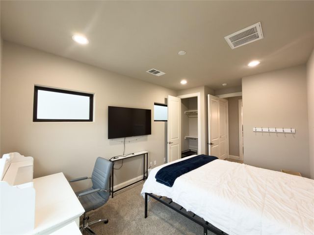 2437 Prairie Hollow Lane, Houston, TX 77077