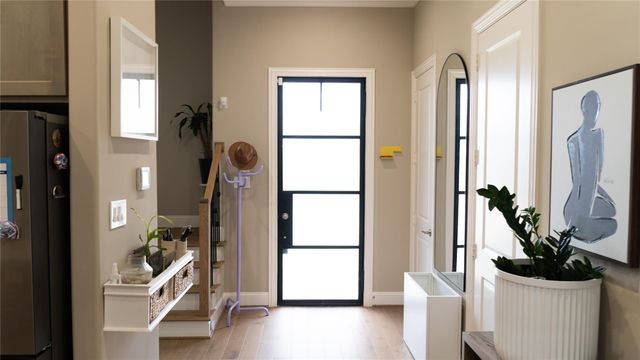 2437 Prairie Hollow Lane, Houston, TX 77077