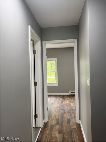 418 W Glenaven Avenue, Youngstown, OH 44511