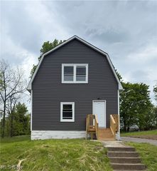 418 W Glenaven Avenue, Youngstown, OH 44511