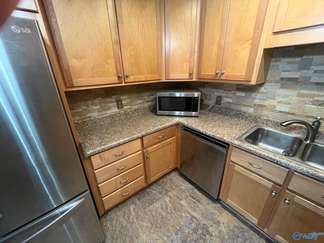 1194 Bird Spring Road SW, Hartselle, AL 35640