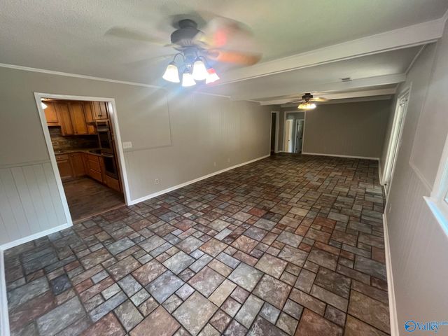 1194 Bird Spring Road SW, Hartselle, AL 35640