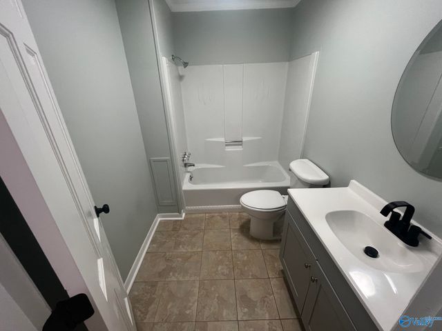 1194 Bird Spring Road SW, Hartselle, AL 35640