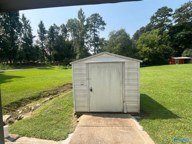 1194 Bird Spring Road SW, Hartselle, AL 35640