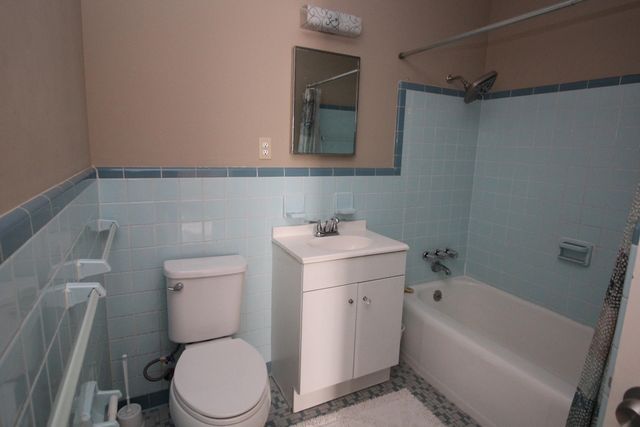 1305 CHERRY RD, Memphis, TN 38117