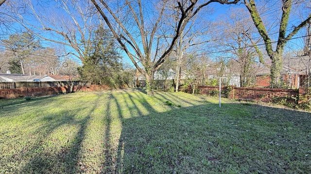 1305 CHERRY RD, Memphis, TN 38117