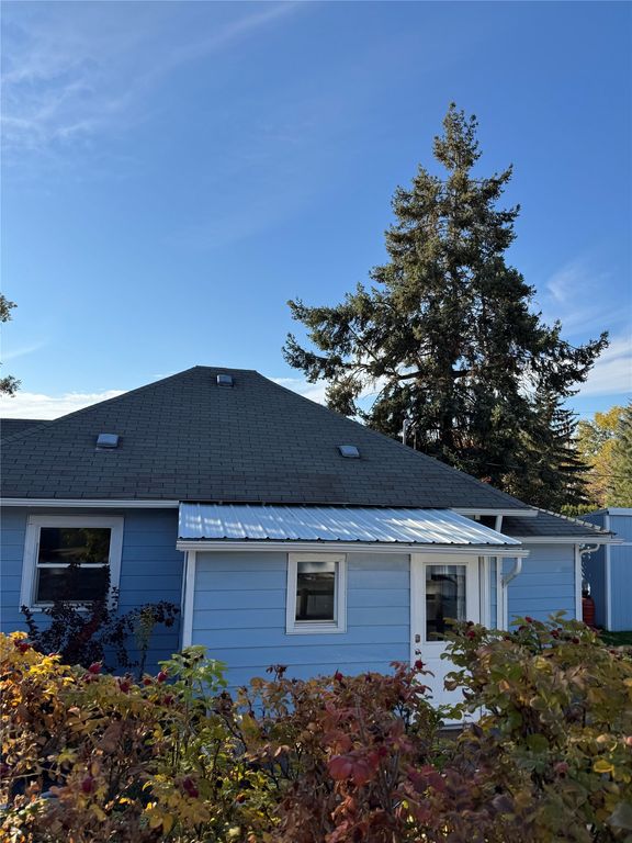 18 Buchanan Street SW, Ronan, MT 59864 photo 2