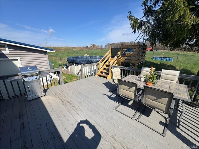 42 Fittkau Road, Swan Lake, NY 12783