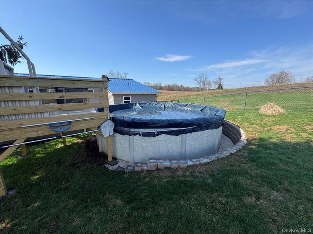 42 Fittkau Road, Swan Lake, NY 12783