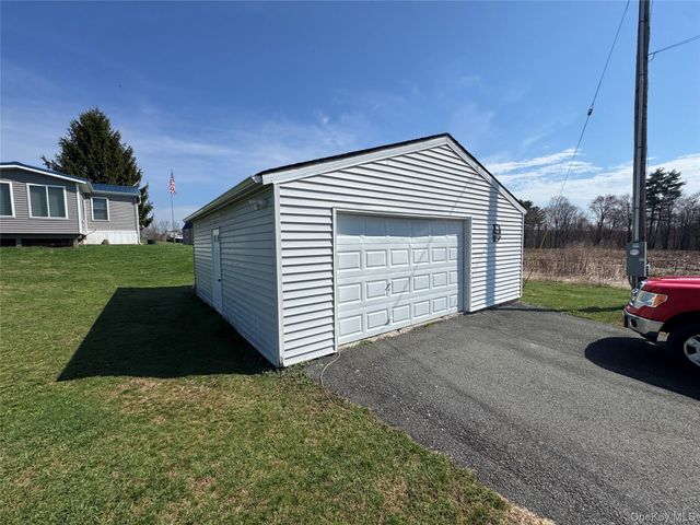 42 Fittkau Road, Swan Lake, NY 12783
