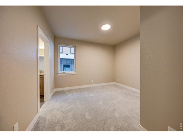 834 Cherokee Dr, Fort Collins, CO 80525