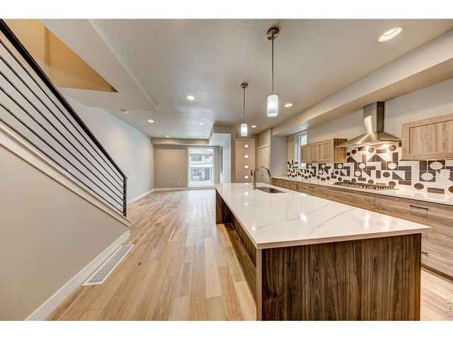 834 Cherokee Dr, Fort Collins, CO 80525