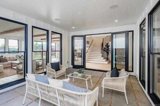 824 Conestoga Ct, Encinitas, CA 92024