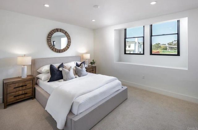 824 Conestoga Ct, Encinitas, CA 92024