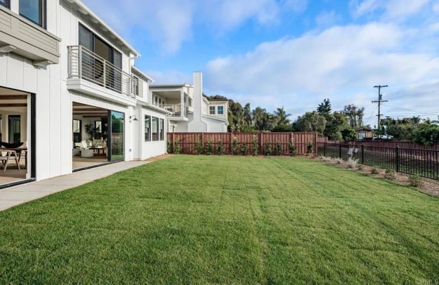 824 Conestoga Ct, Encinitas, CA 92024
