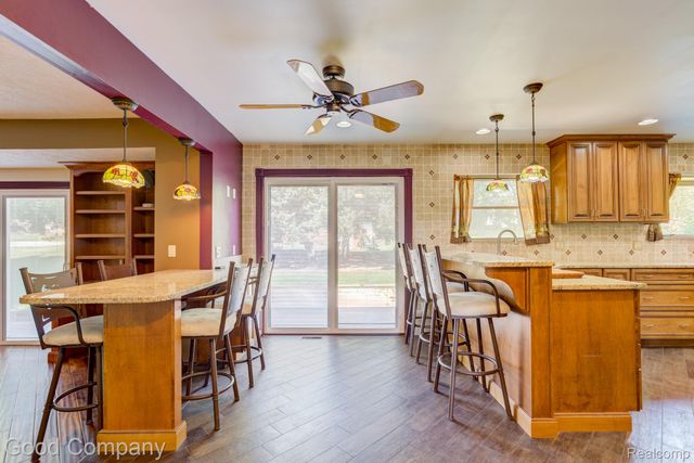 3062 Saint Jude Drive, Waterford Charter Township, MI 48329