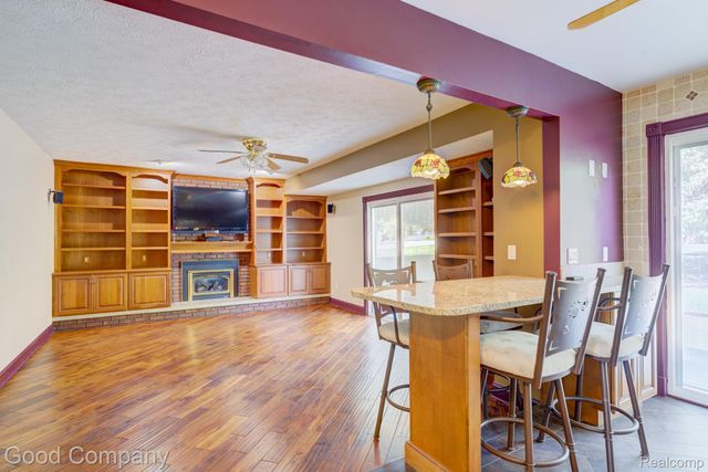 3062 Saint Jude Drive, Waterford Charter Township, MI 48329