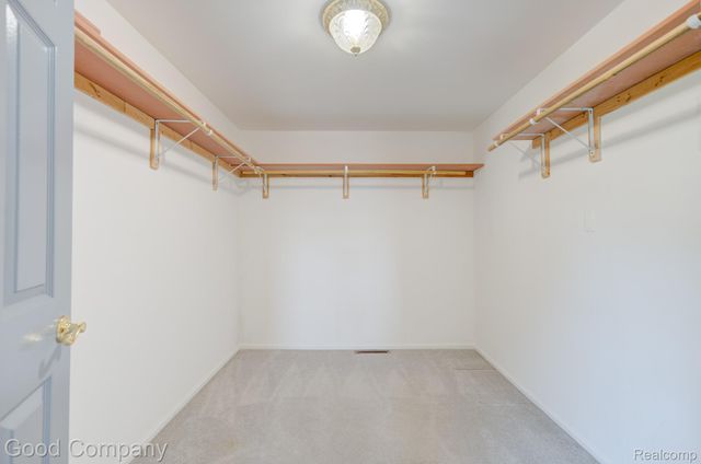 3062 Saint Jude Drive, Waterford Charter Township, MI 48329