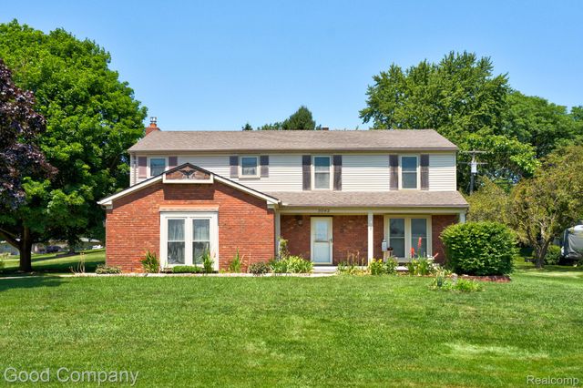 3062 Saint Jude Drive, Waterford Charter Township, MI 48329