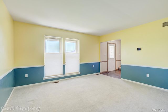 3062 Saint Jude Drive, Waterford Charter Township, MI 48329
