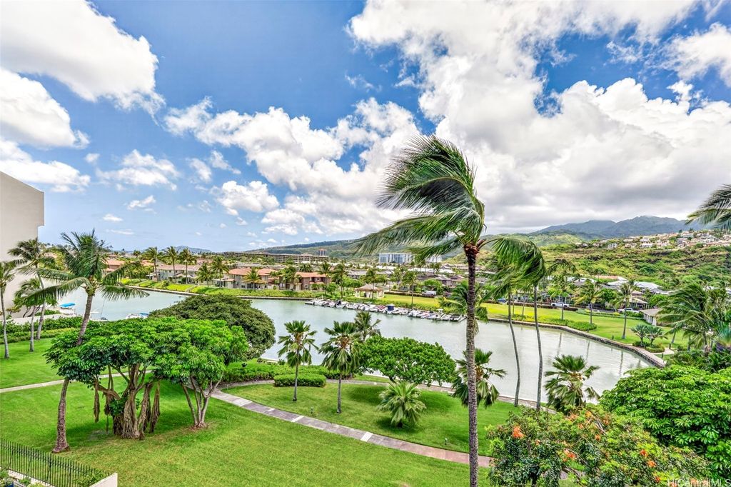 500 Lunalilo Home Road 25G, Honolulu, HI 96825