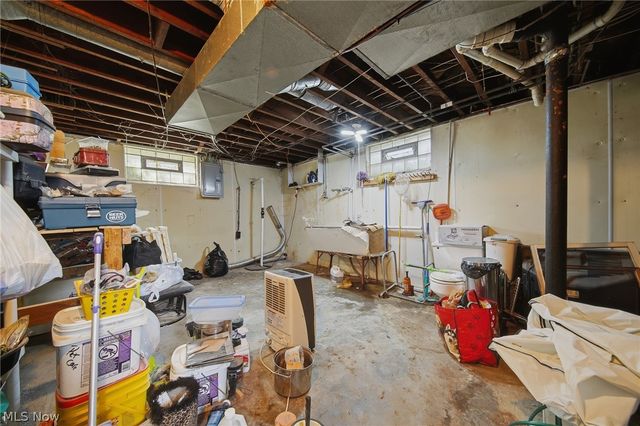 1712 Girard Street, Akron, OH 44301