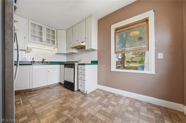 1712 Girard Street, Akron, OH 44301