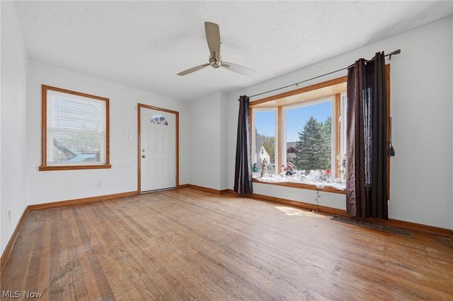 1712 Girard Street, Akron, OH 44301