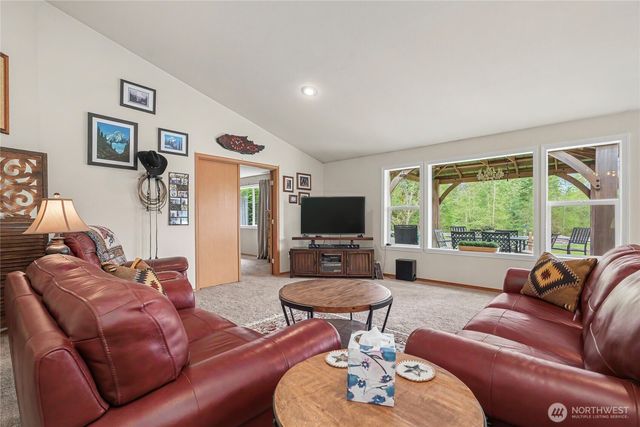 37726 34th Avenue E, Roy, WA 98580