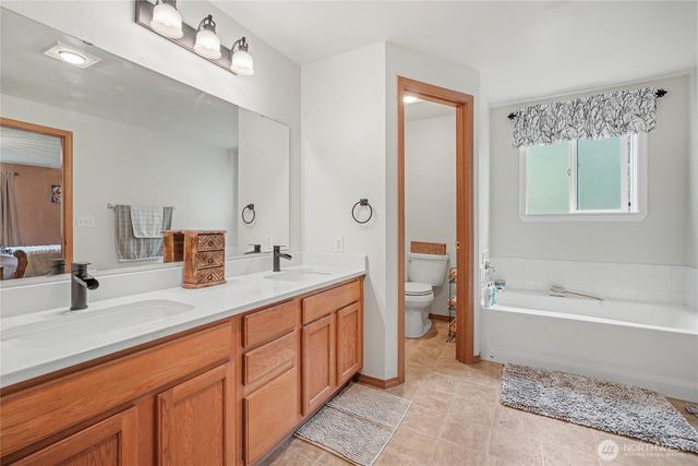 37726 34th Avenue E, Roy, WA 98580