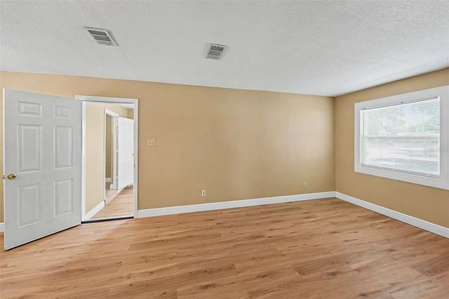 7924 BAHIA AVENUE, Tampa, FL 33619
