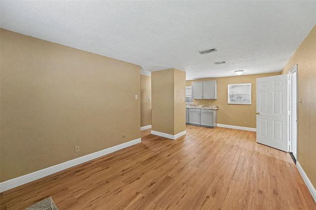 7924 BAHIA AVENUE, Tampa, FL 33619