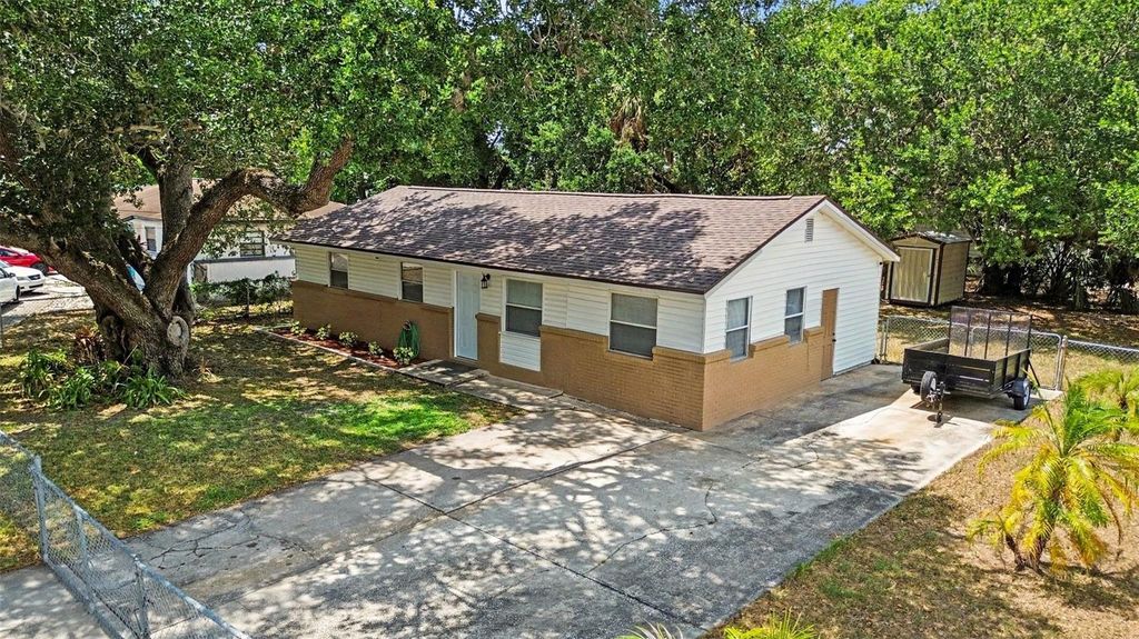 7924 BAHIA AVENUE, Tampa, FL 33619