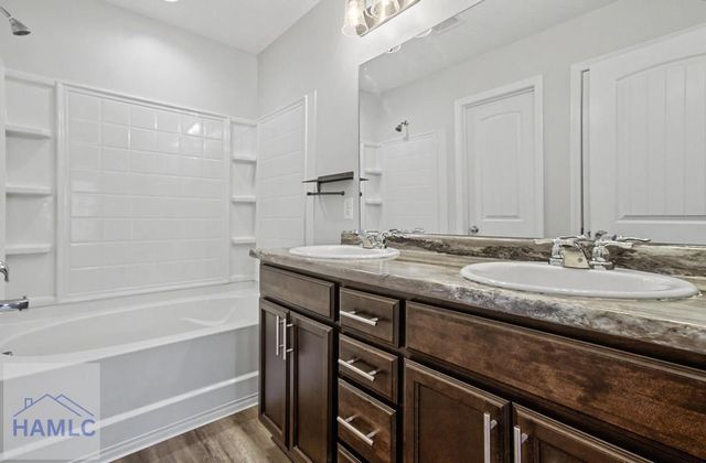 1034 Grayson Avenue, Hinesville, GA 31313