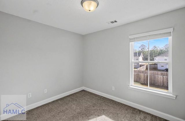 1034 Grayson Avenue, Hinesville, GA 31313