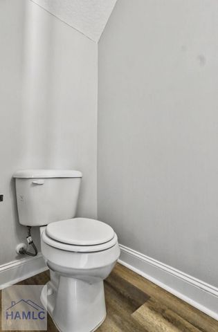 1034 Grayson Avenue, Hinesville, GA 31313