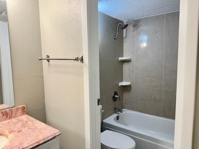 6701 Sands Point Drive 26, Houston, TX 77074