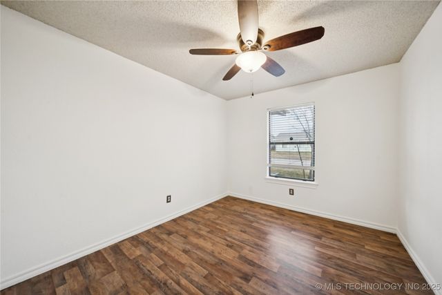 819 Cowell Street, Claremore, OK 74017