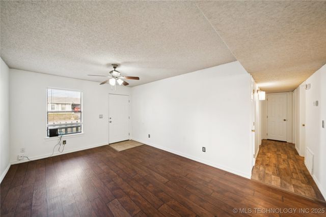 819 Cowell Street, Claremore, OK 74017