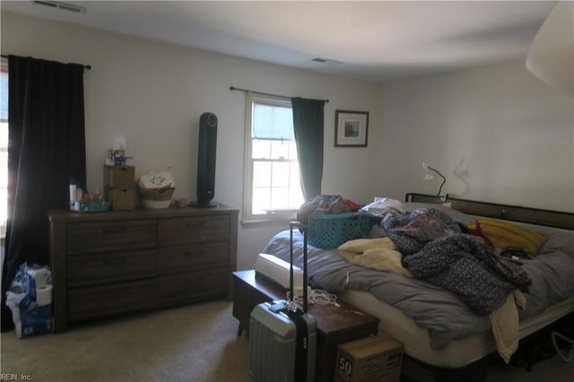 307 Paxford DR, Virginia Beach, VA 23462