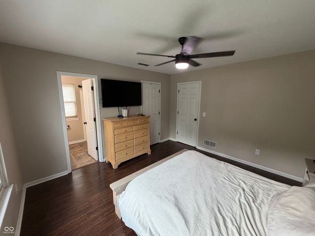 13977 Wakefield Place, Fishers, IN 46038