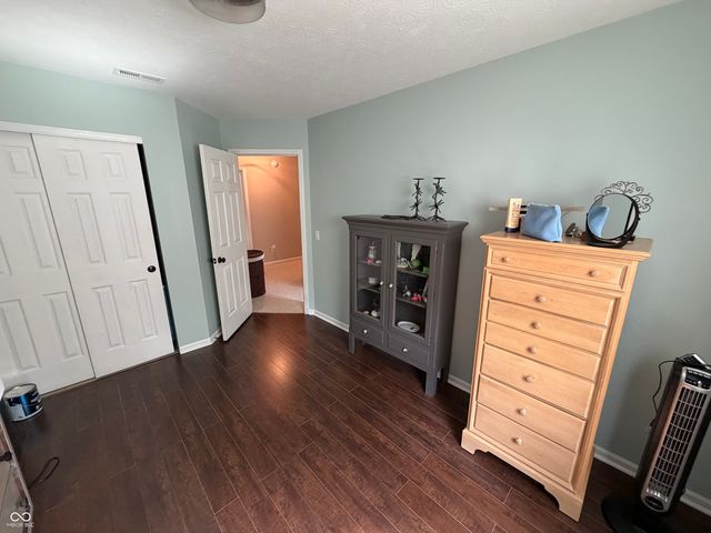 13977 Wakefield Place, Fishers, IN 46038