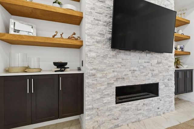 67 NEW LEATHERWOOD DR, Palm Coast, FL 32137