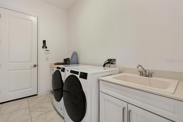 67 NEW LEATHERWOOD DR, Palm Coast, FL 32137