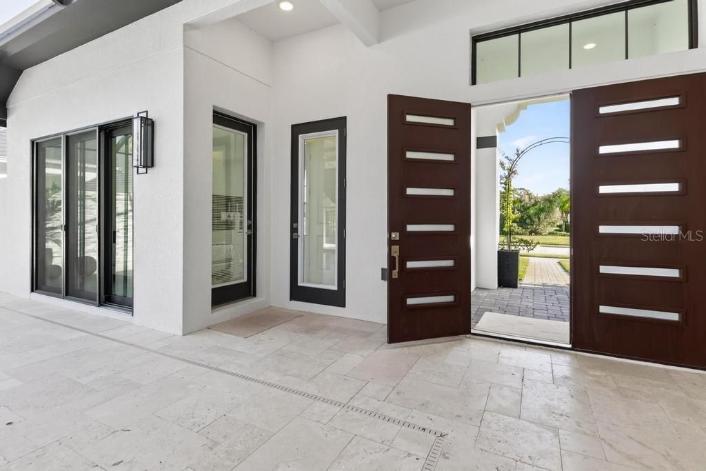 Image 5 of property listing at 67 NEW LEATHERWOOD DR, Palm Coast, FL 32137