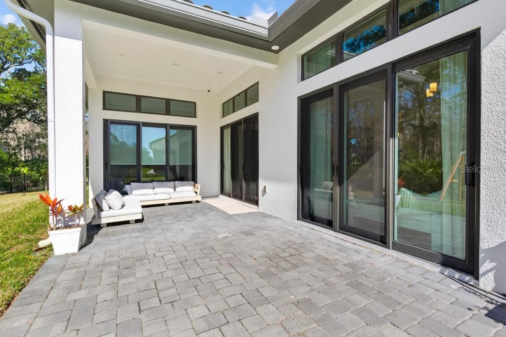 Image 45 of property listing at 67 NEW LEATHERWOOD DR, Palm Coast, FL 32137